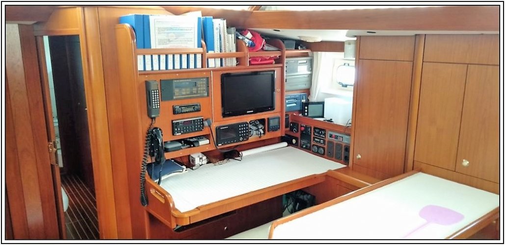 foto: 9 Van Dam Nordia Pilot House Cruiser 58'