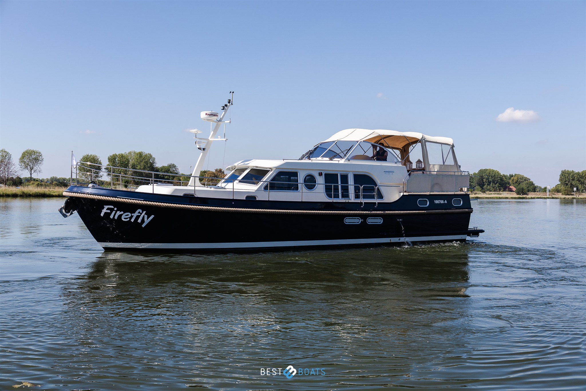 foto: 36 Linssen Grand Sturdy 43.9 AC