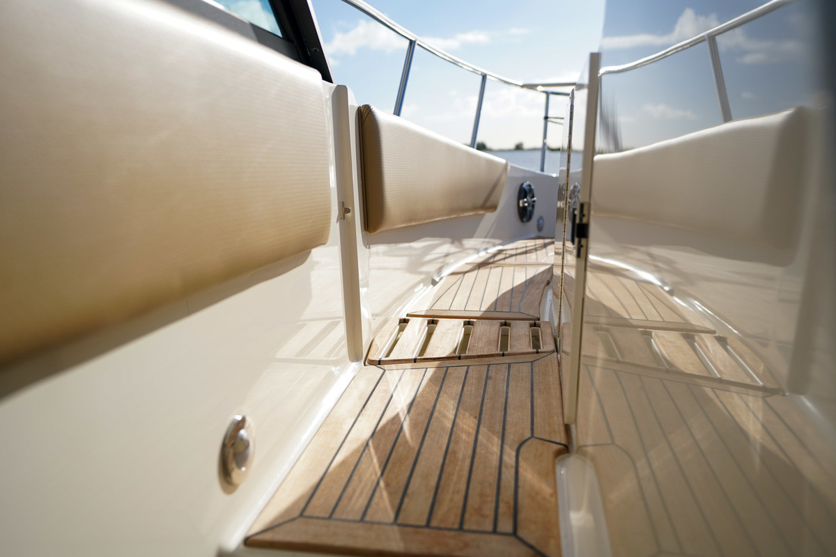 foto: 65 Sea Ray Sundancer 290