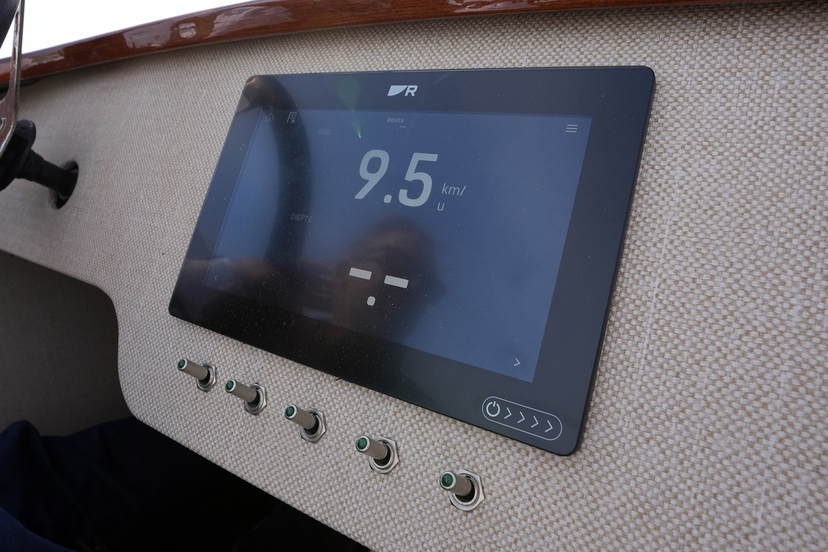 foto: 92 Volga Draagvleugelboot