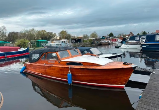 foto: 4 Zweedse kajuitboot  7,50