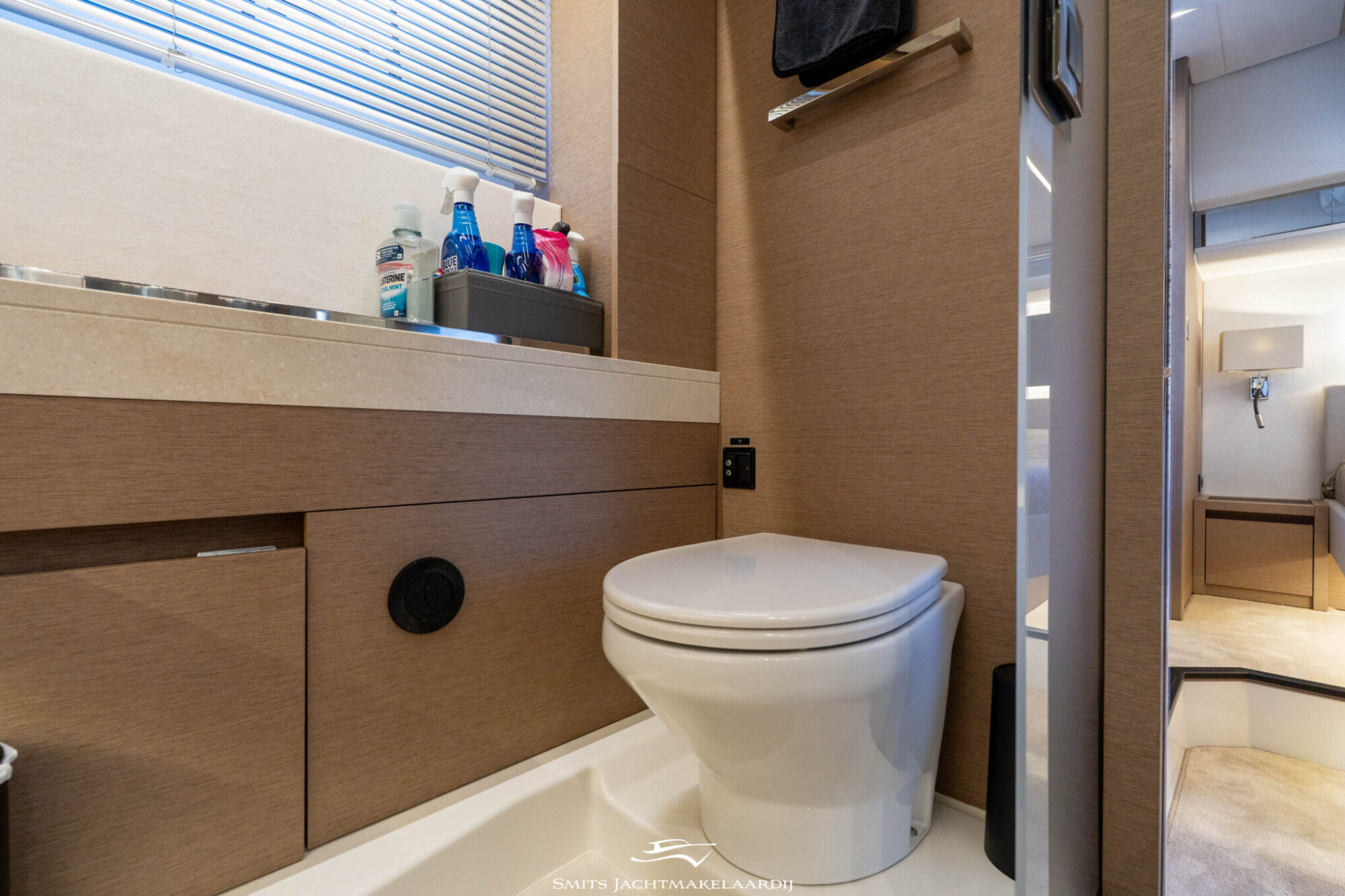 foto: 71 Prestige Prestige 590 Flybridge