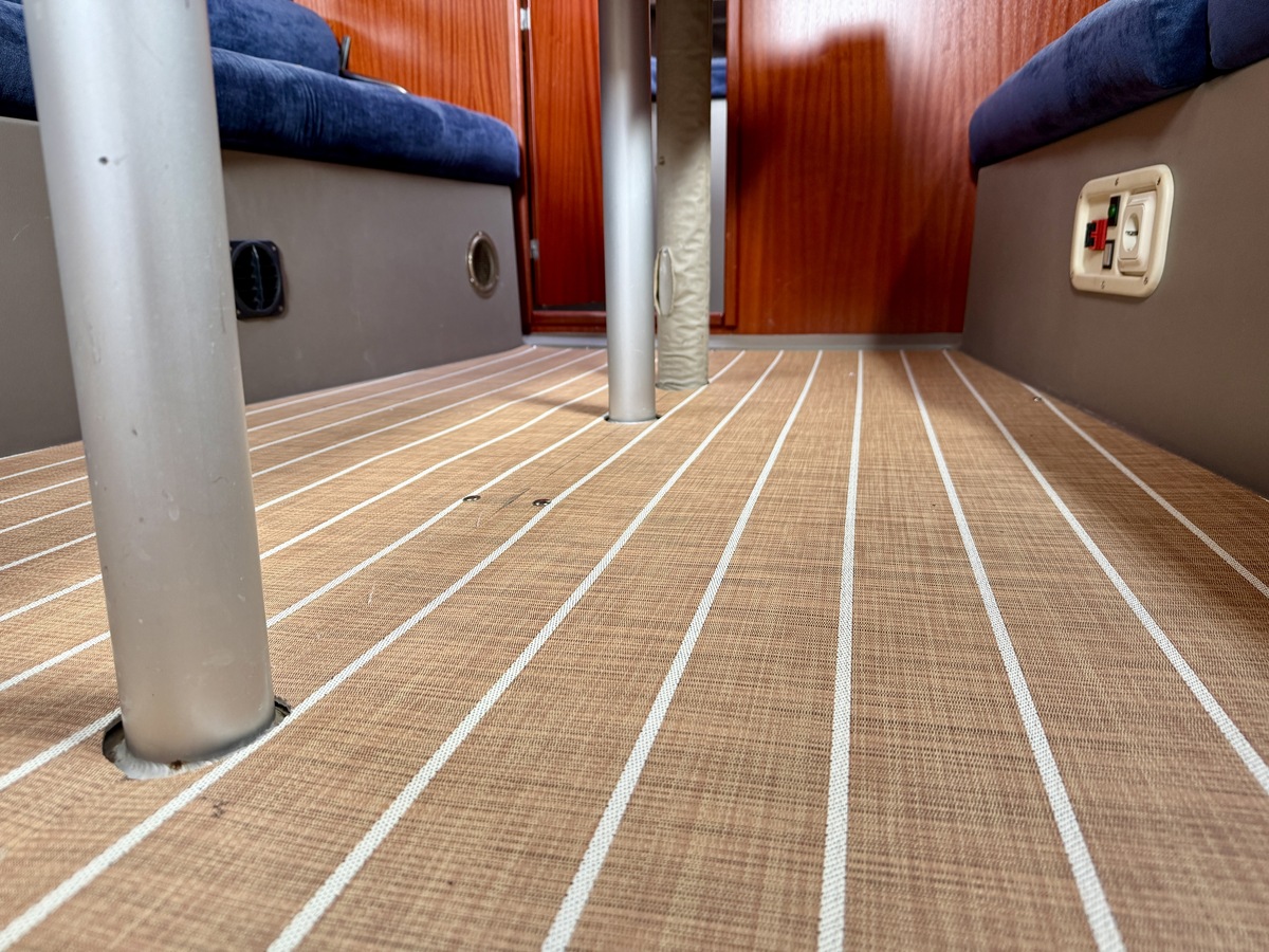 foto: 29 Dehler 37 cws 3-cabins
