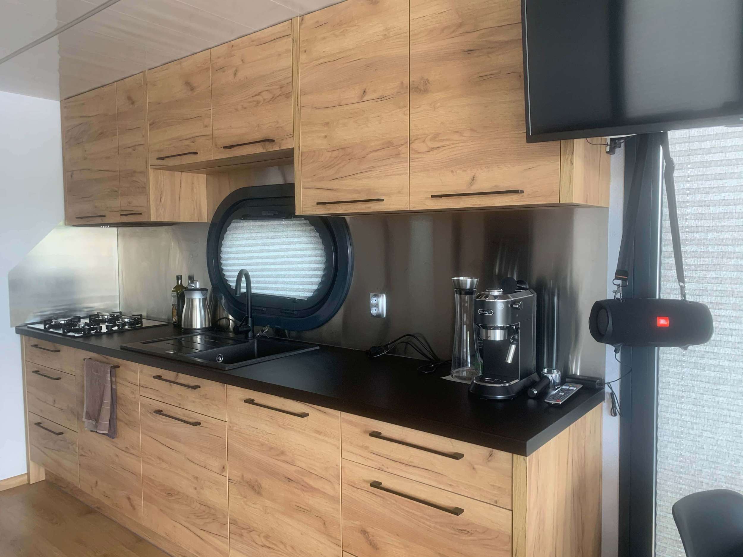 foto: 53 Campi 400 Houseboat