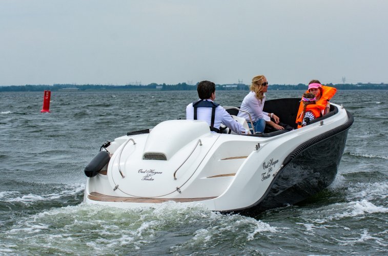 foto: 6 Oud Huijzer 600 Tender