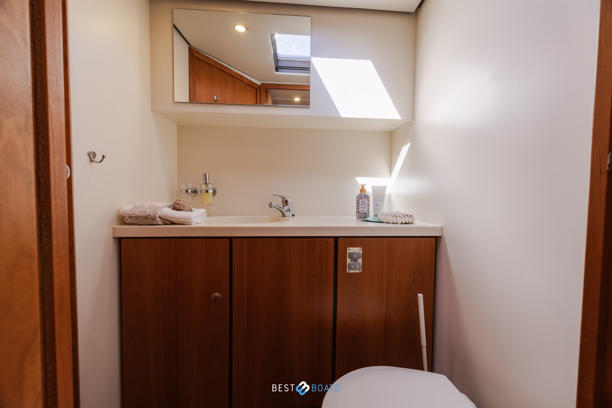foto: 56 Linssen Grand Sturdy 43.9 AC