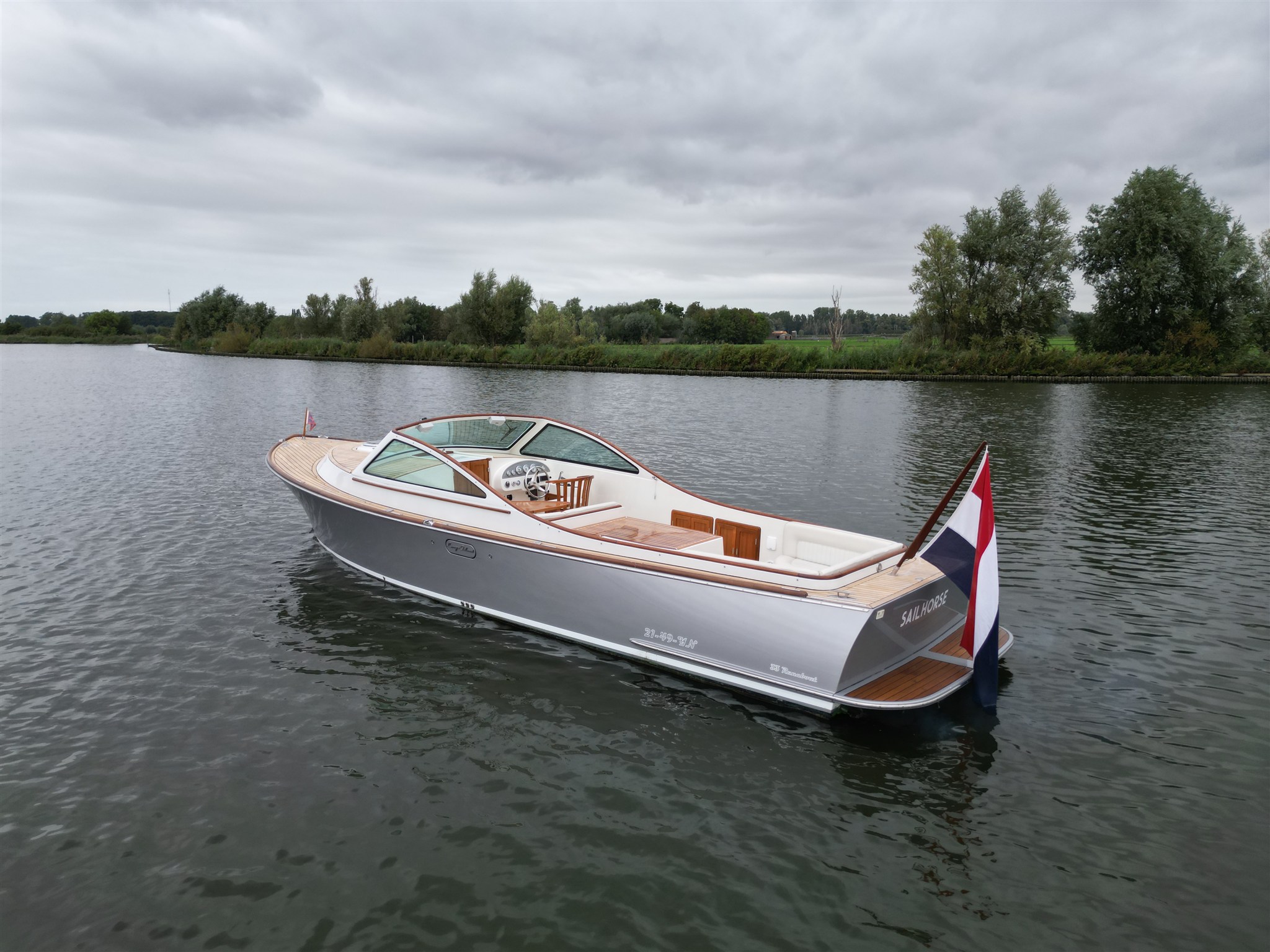 foto: 33 Long Island 33 Runabout