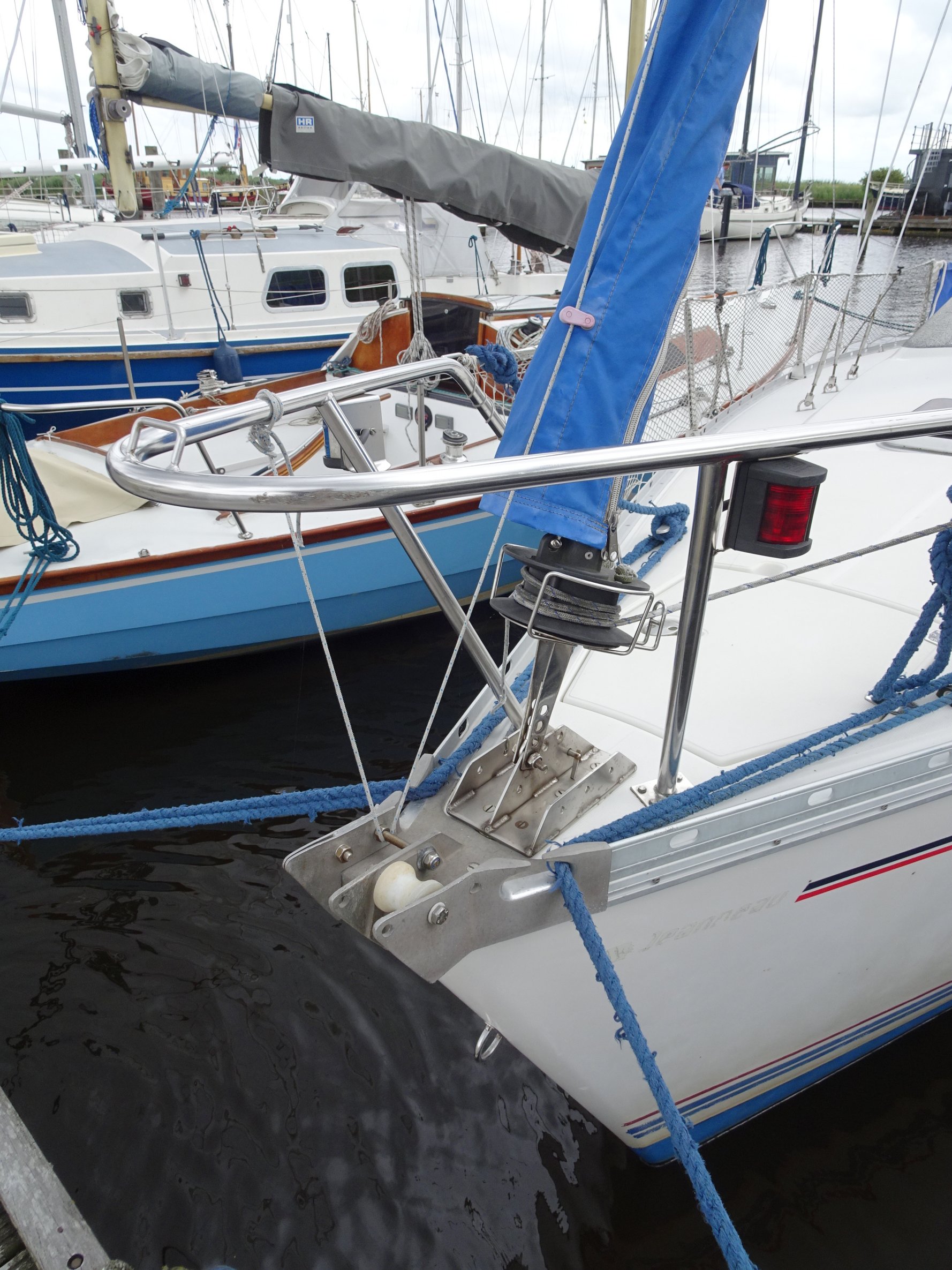 foto: 4 Jeanneau Fantasia 27
