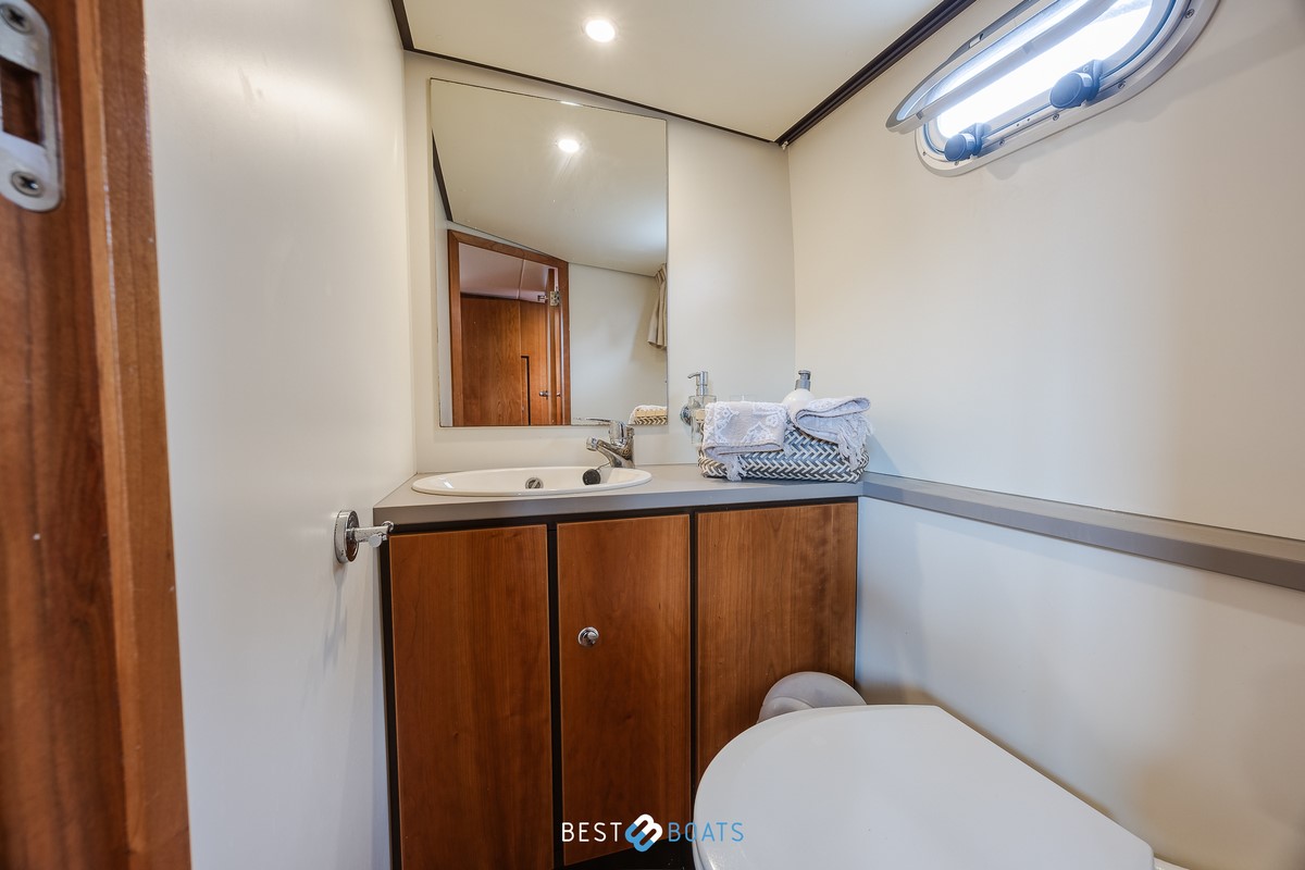 foto: 40 Linssen Grand Sturdy 34.9 AC