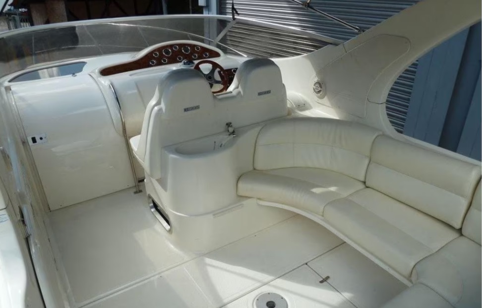 foto: 6 Gobbi  265 Cabin