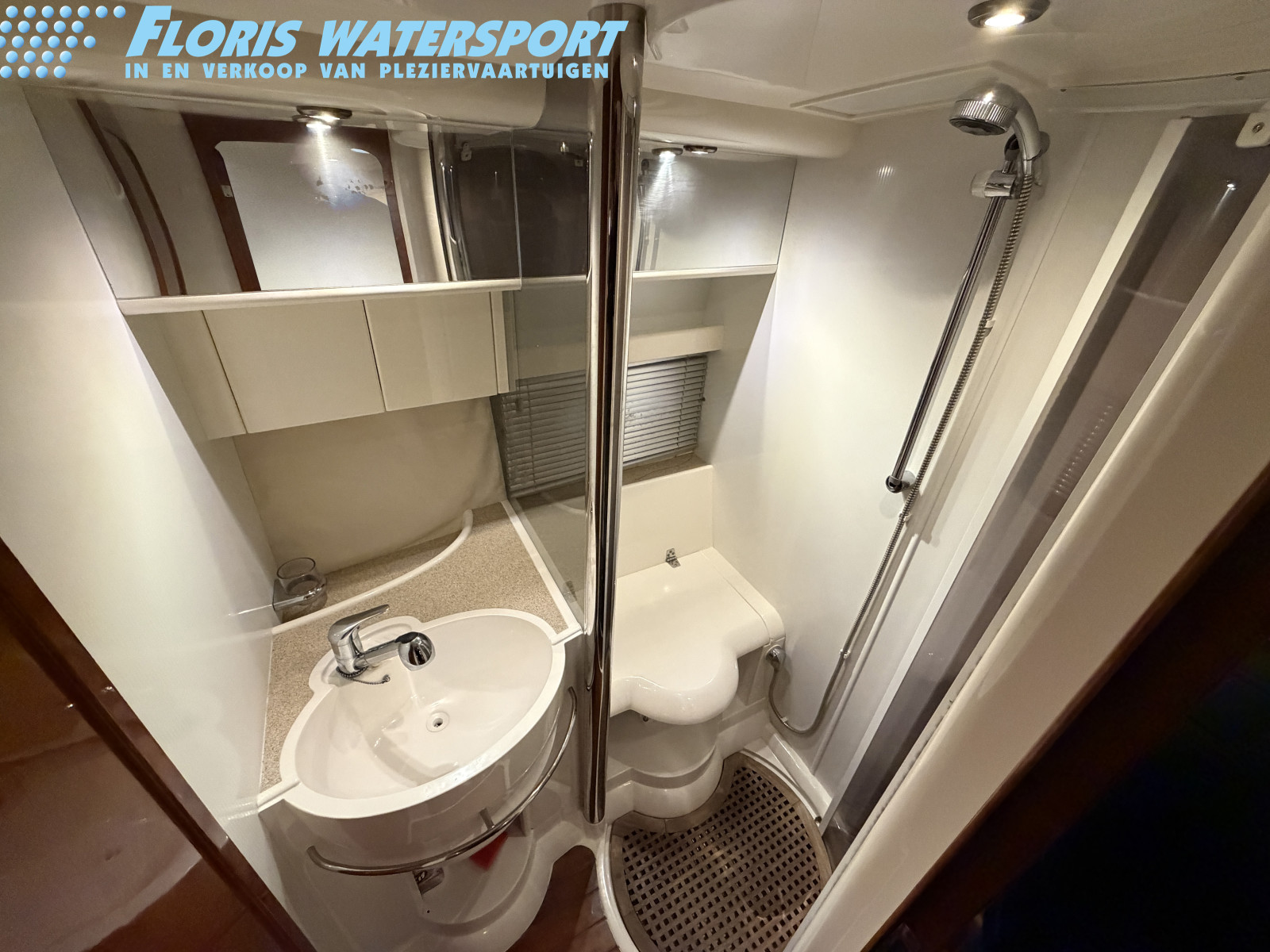 foto: 18 Fairline  Targa 37