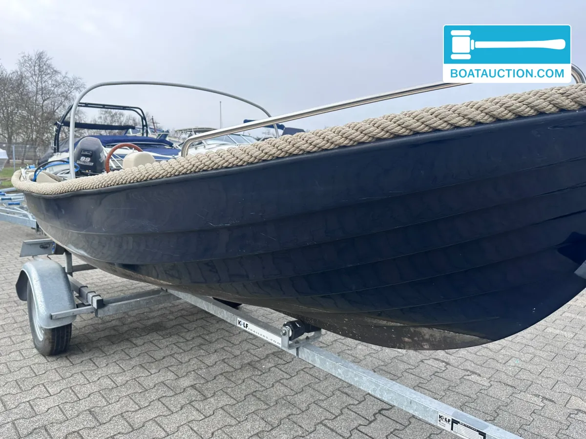 foto: 15 Timeless 460 Classic