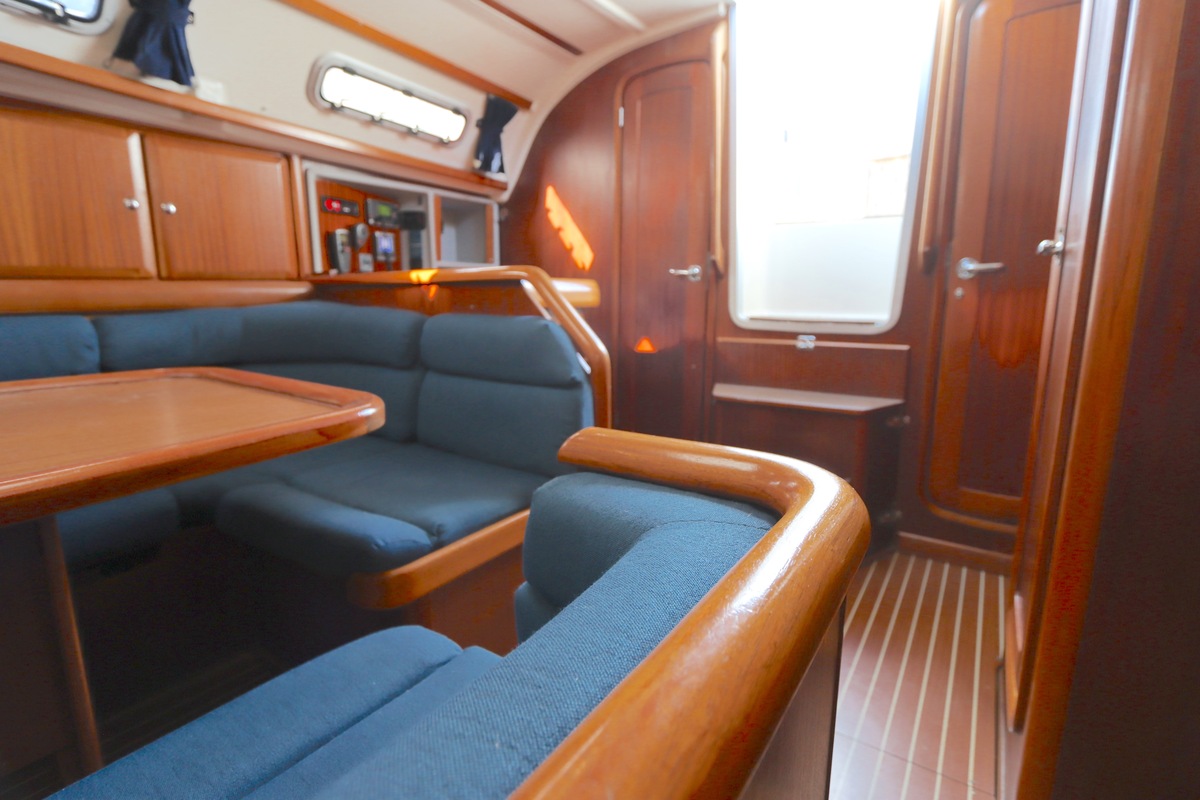 foto: 38 Bavaria  38-3 Cruiser