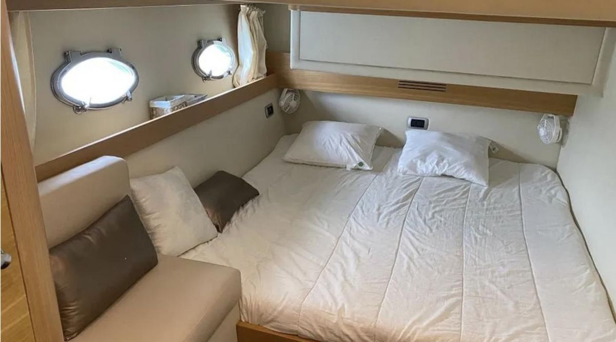 foto: 16 Alena 50 HT