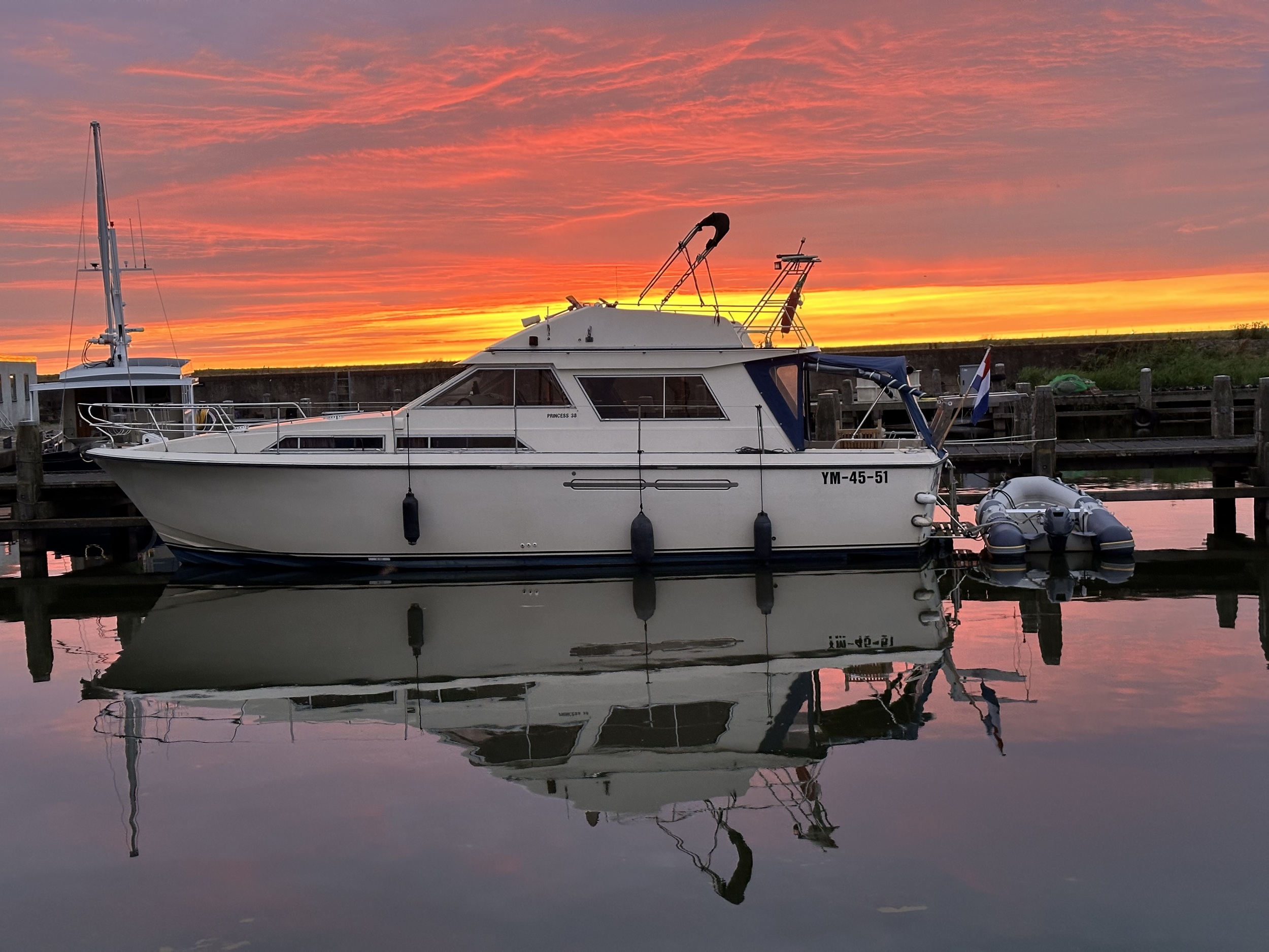 foto: 13 Princess 38 Flybridge