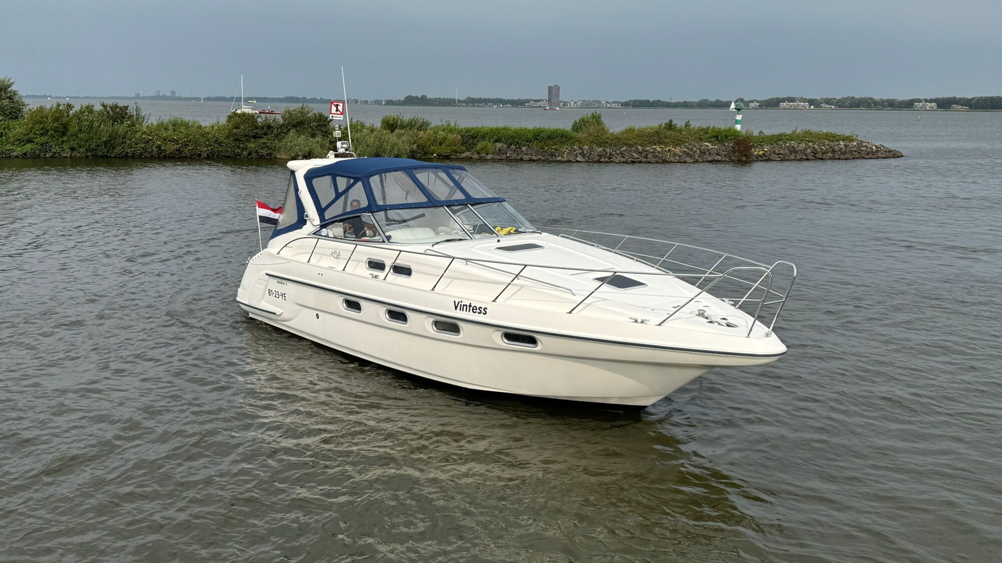 foto: 69 Sealine Sealine S37