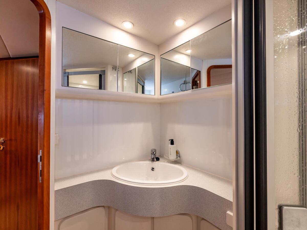 foto: 112 Linssen  Grand Sturdy 500 Variotop