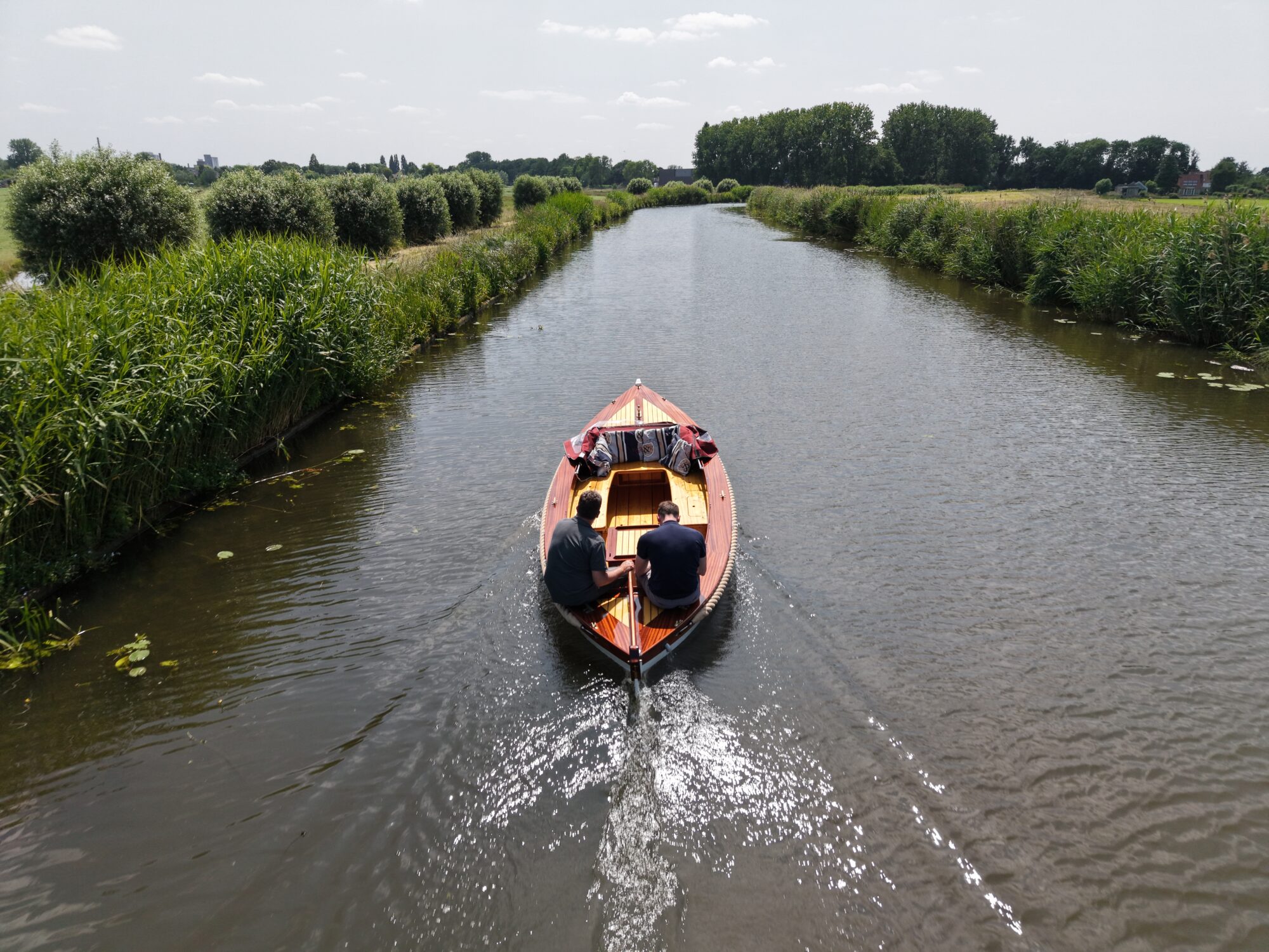 foto: 39 Kapitein Klassieke Mahoniehouten Sloep 6.20