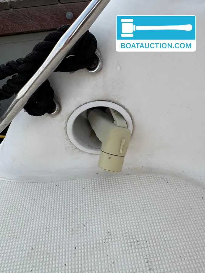 foto: 22 Triton 225 Cuddy