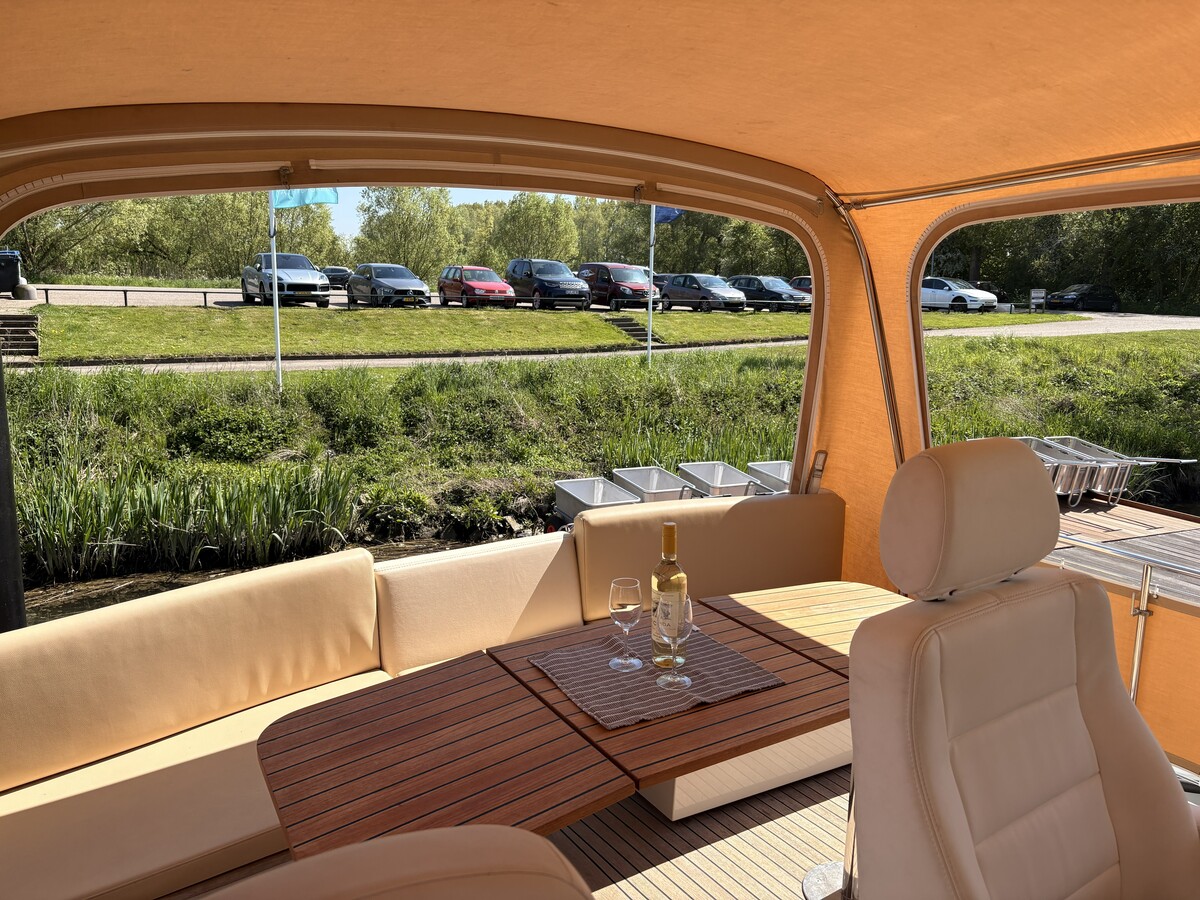 foto: 34 Linssen Grand Sturdy 40.9 AC