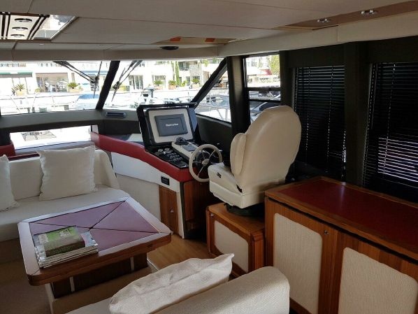 foto: 18 Azimut Magellano 50