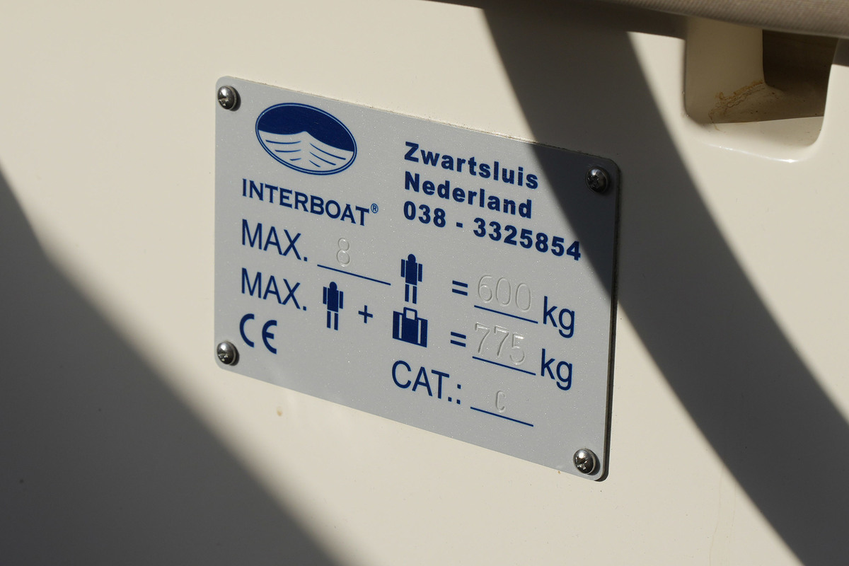 foto: 23 Interboat Intender 640