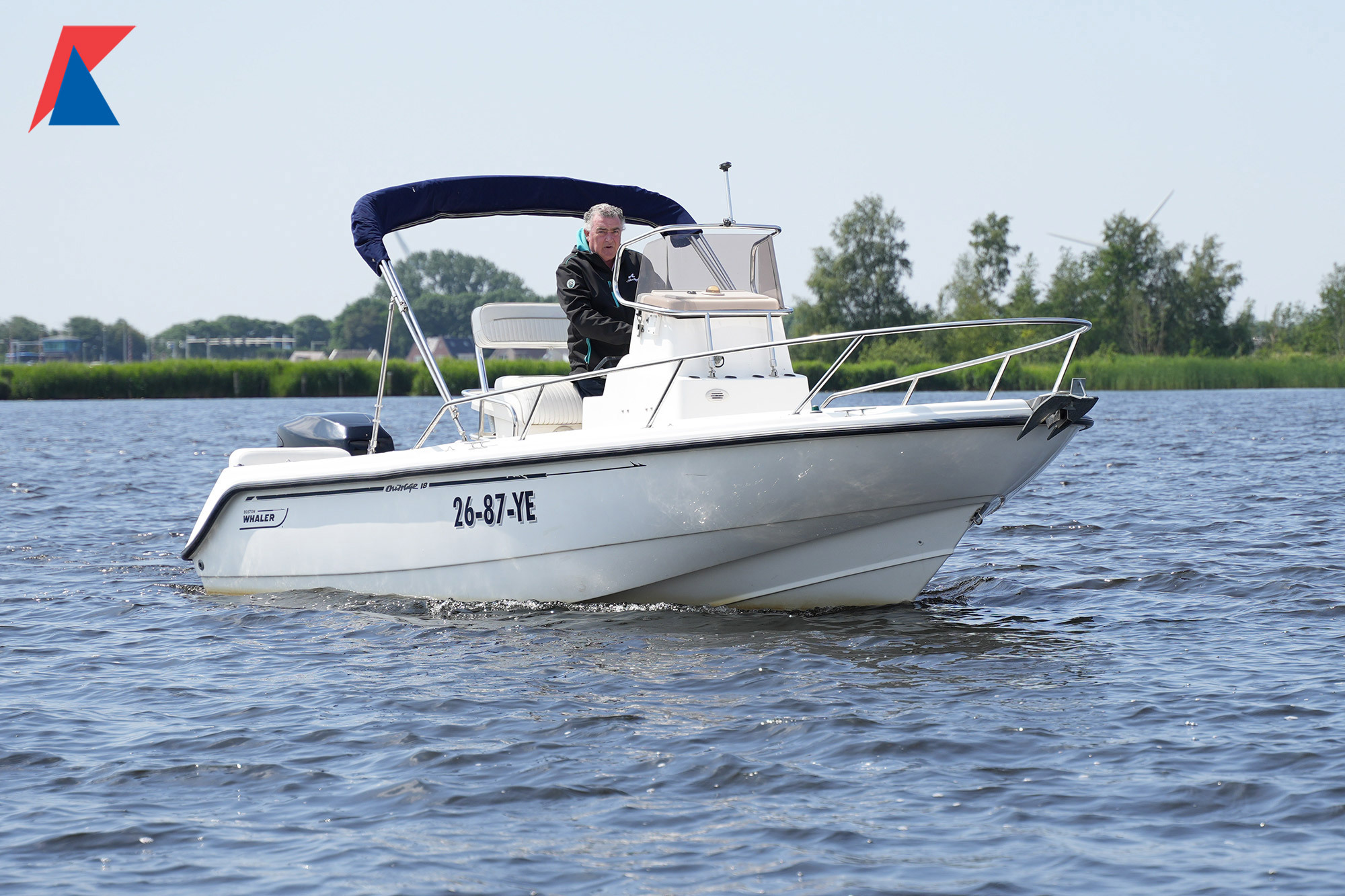 hoofdfoto: 1 Boston Whaler 180 Outrage