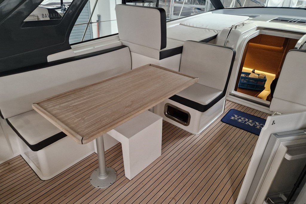 foto: 64 Bavaria S 40 HT