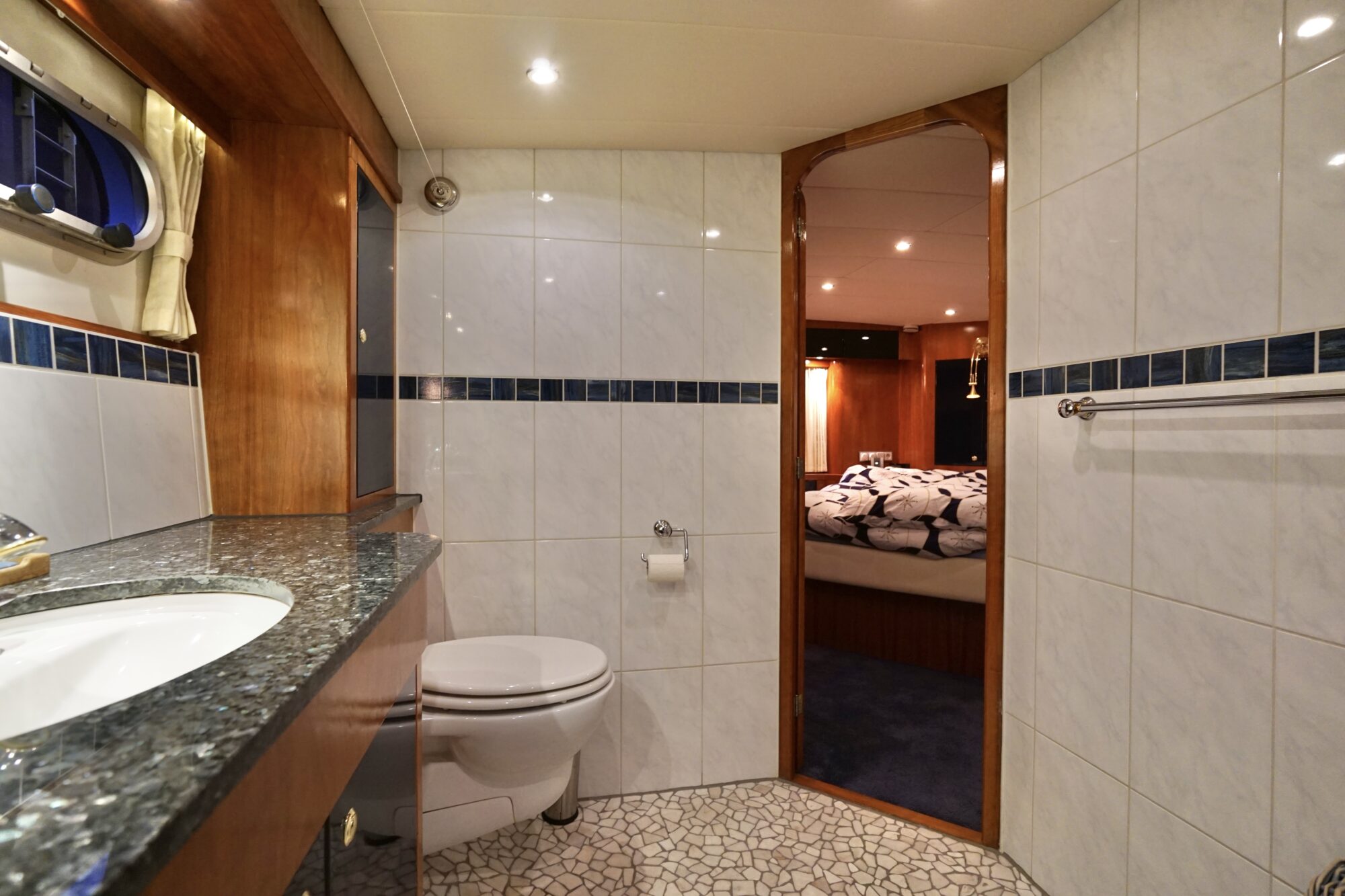 foto: 82 Van der Heijden Van der Heijden 17.00 Dynamic Deluxe VS