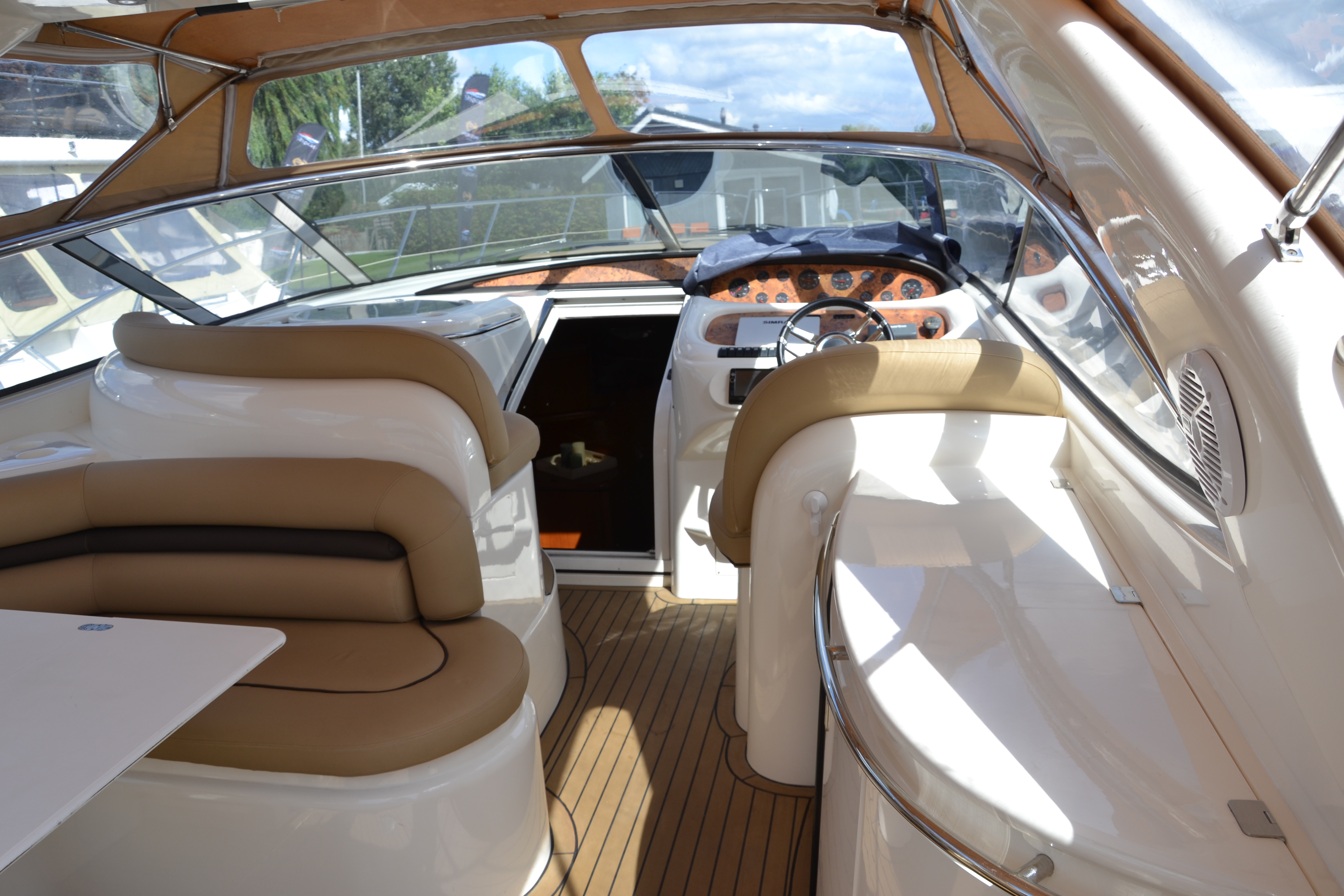 foto: 31 Sunseeker Camargue 44