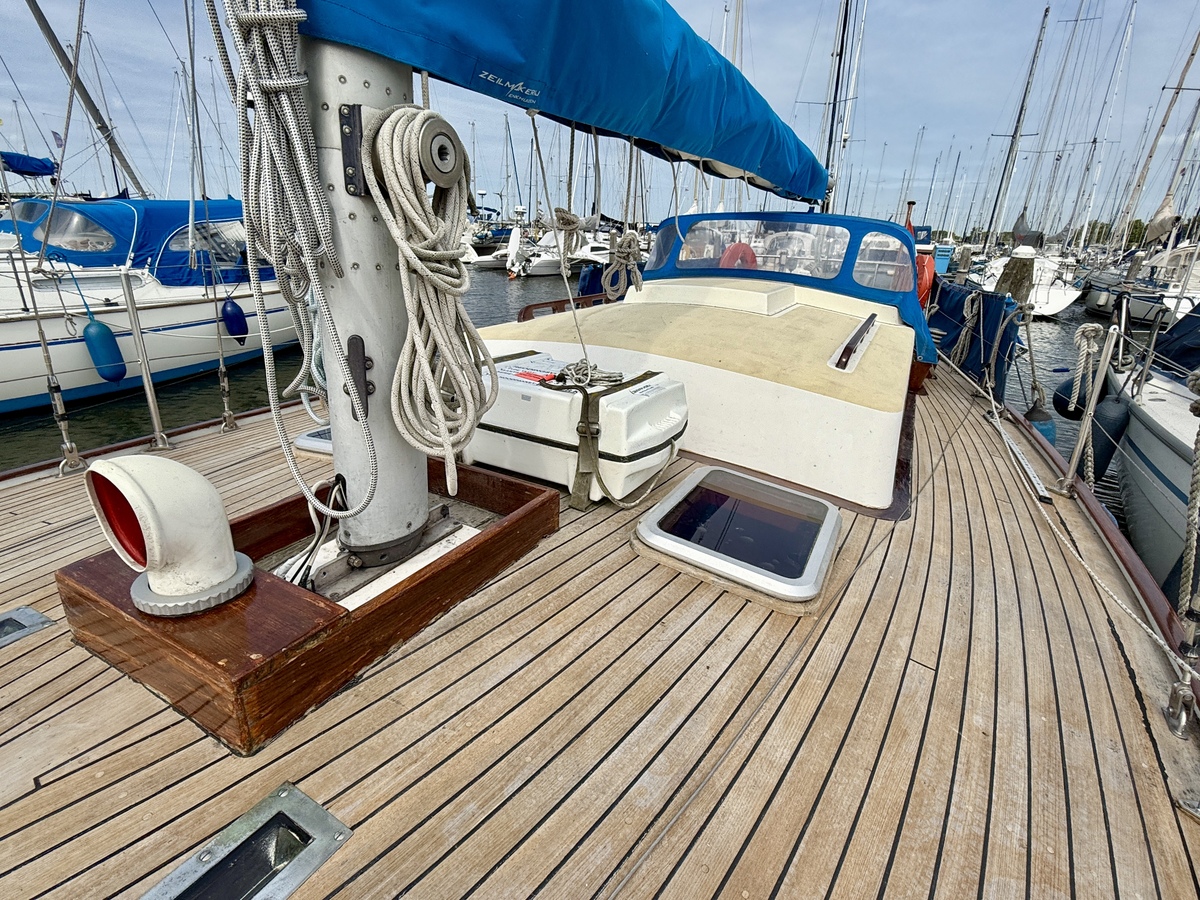 foto: 92 Tradewind 33