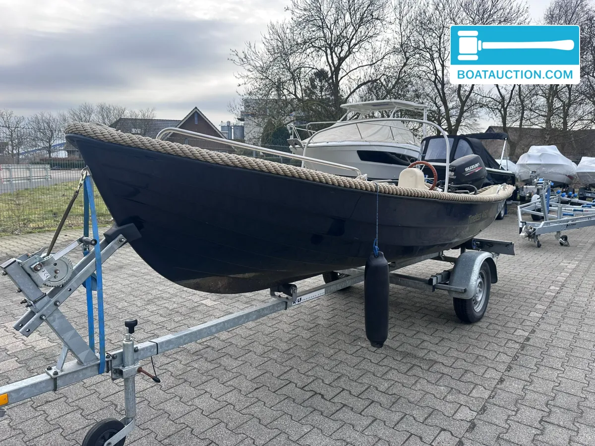 foto: 16 Timeless 460 Classic