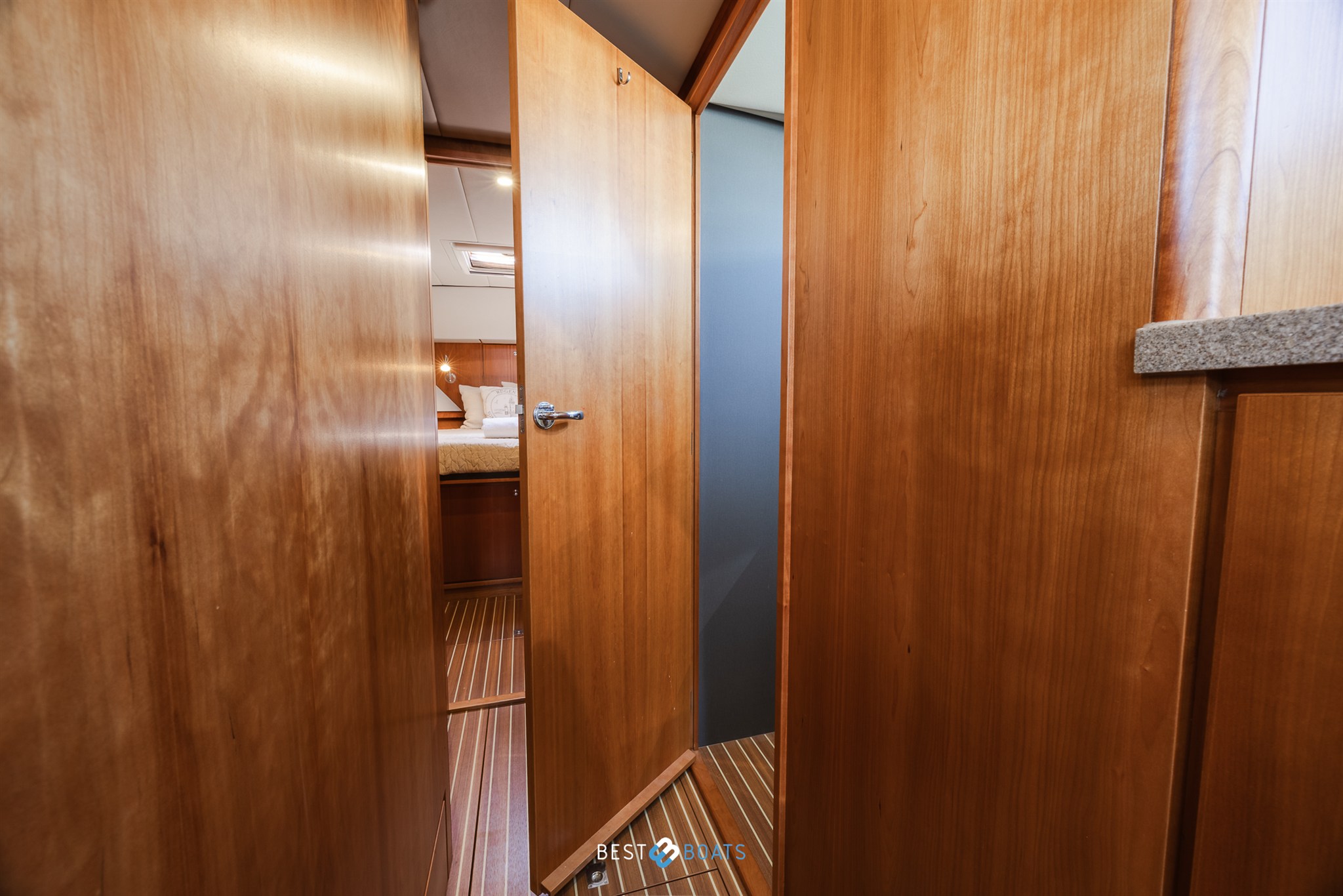 foto: 57 Linssen Grand Sturdy 470 Sedan Wheelhouse