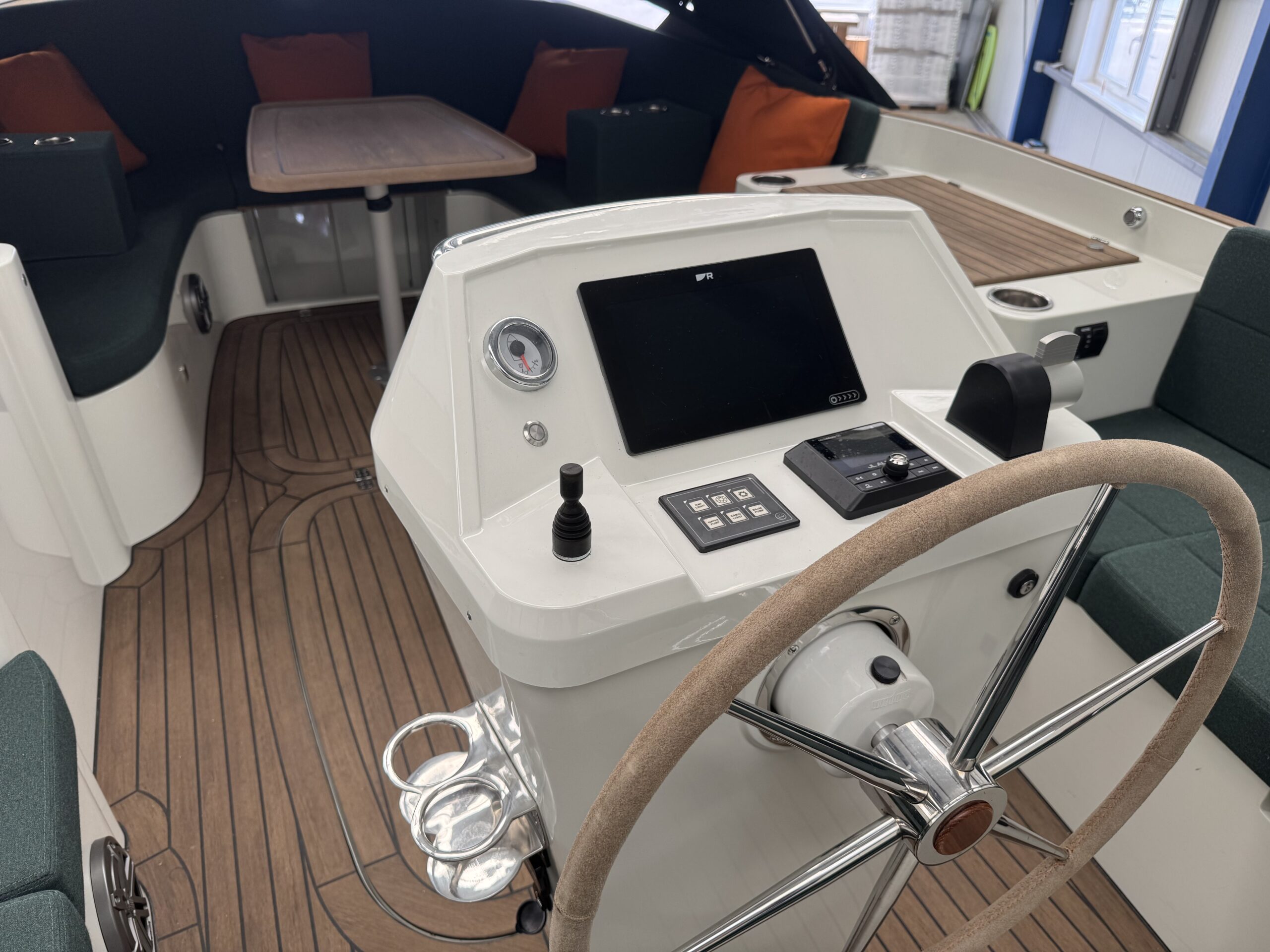 foto: 13 Antaris Seventy5 (Elektro en full options)