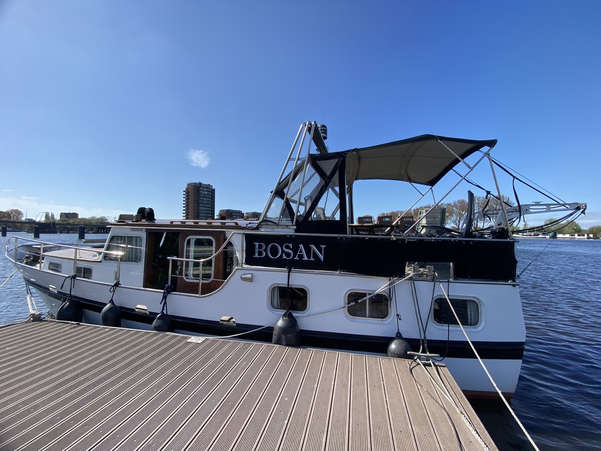 foto: 43 Gillissen  1130 AK Spiegelkotter