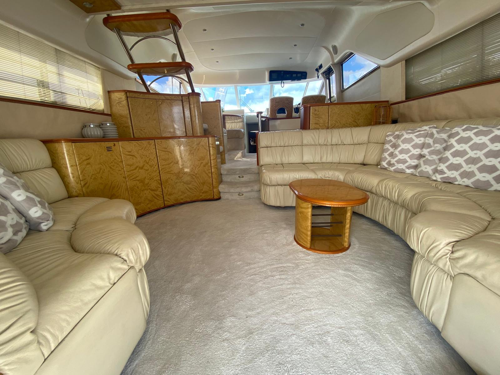 foto: 32 Princess 60 Fly