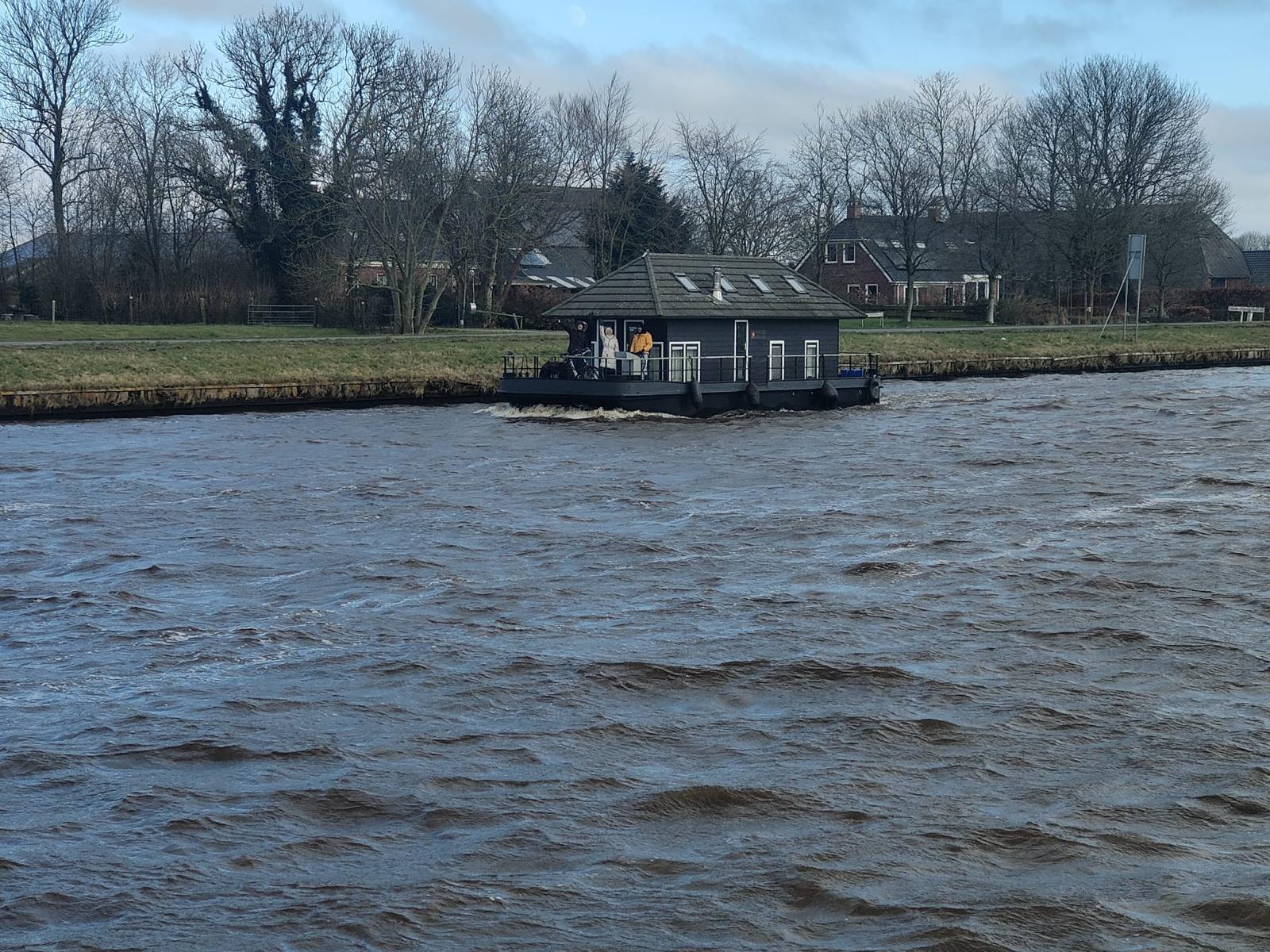 foto: 32 PRINS HOMESHIP 1350 Flark Houseboat