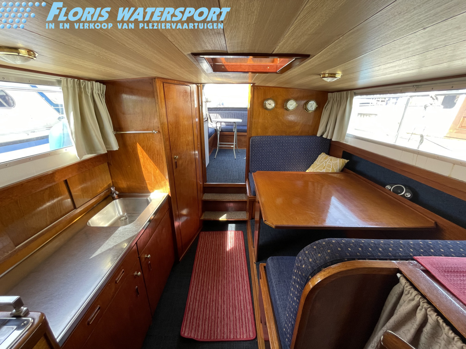foto: 14 Vechtkruiser 850 Open Cabin