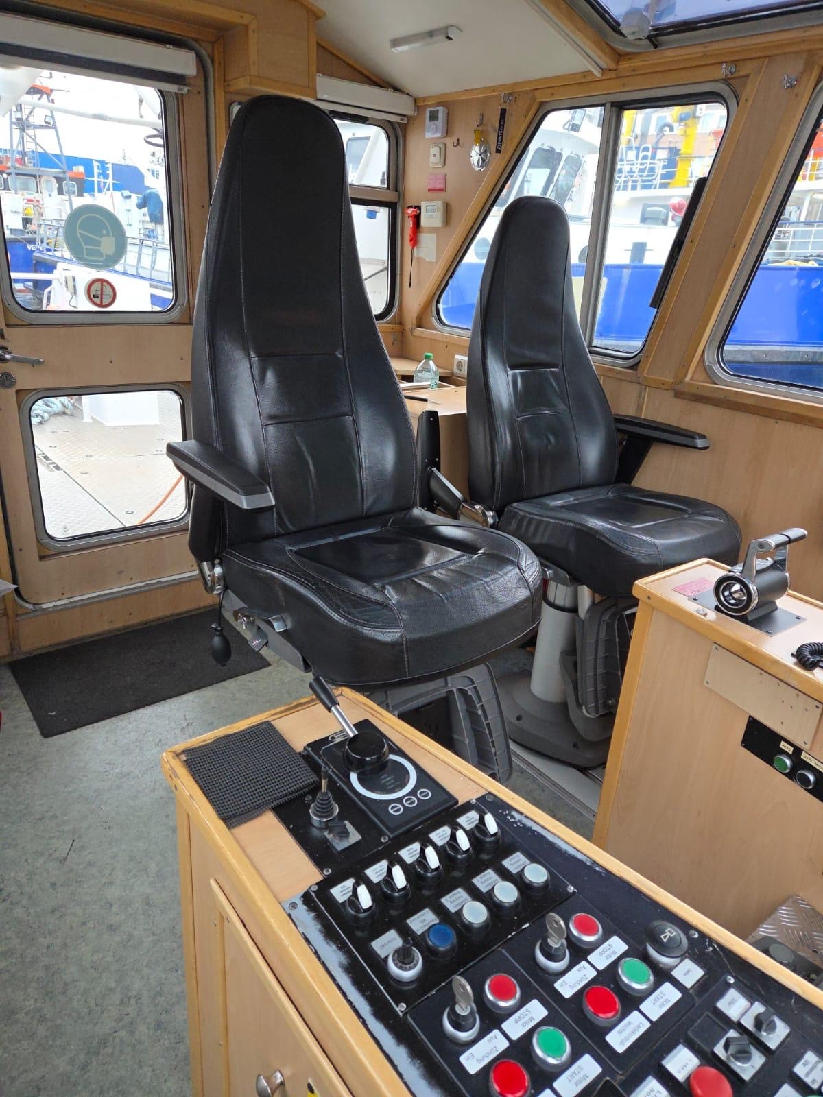 foto: 30 Ex Loodsboot 16.00