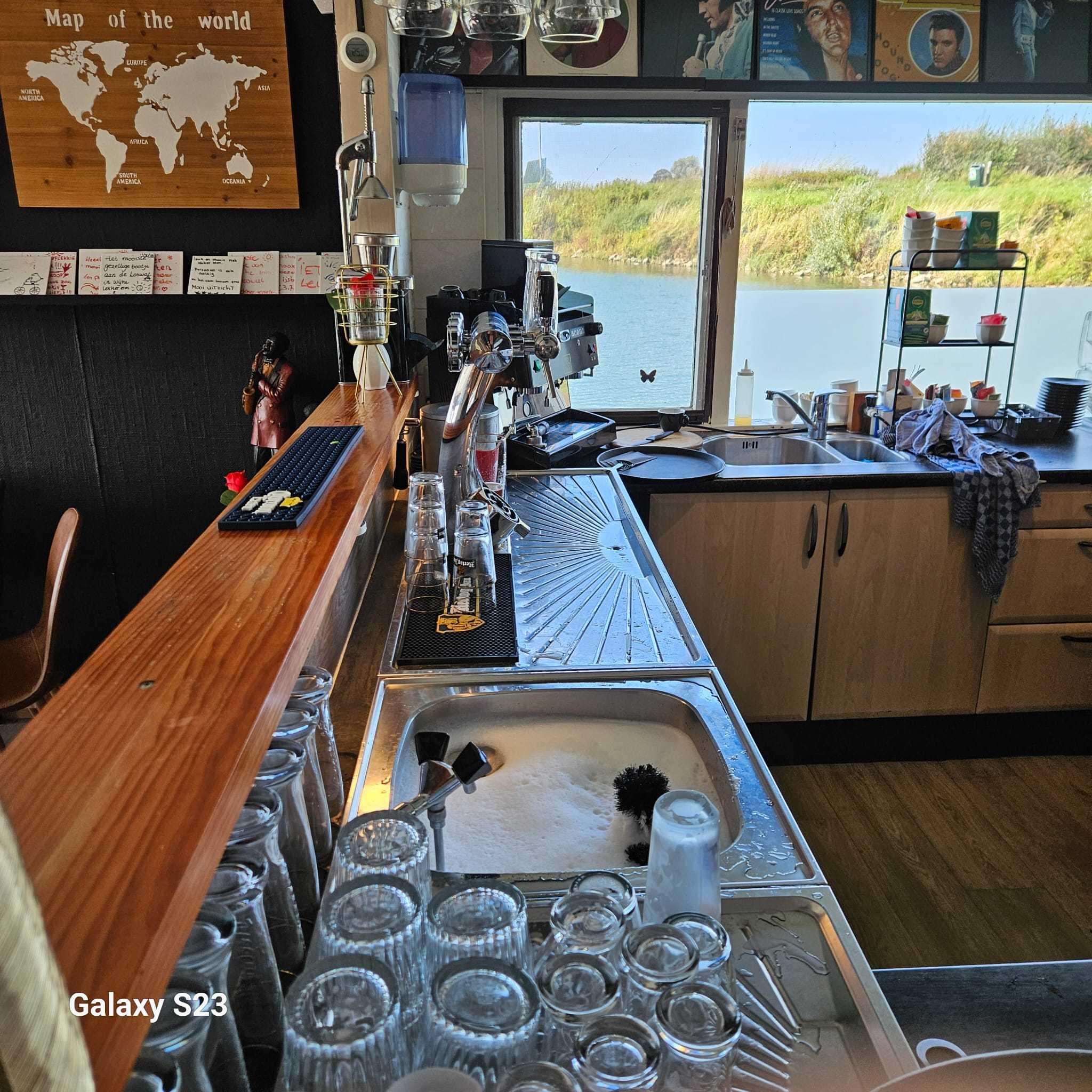 foto: 20 Drijvend Restaurant Houseboat