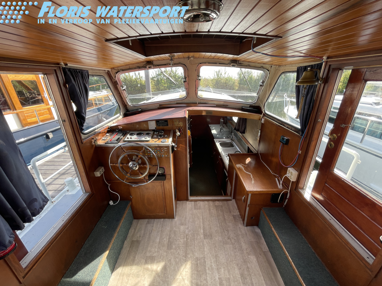 foto: 14 De Ruiter kruiser 1100