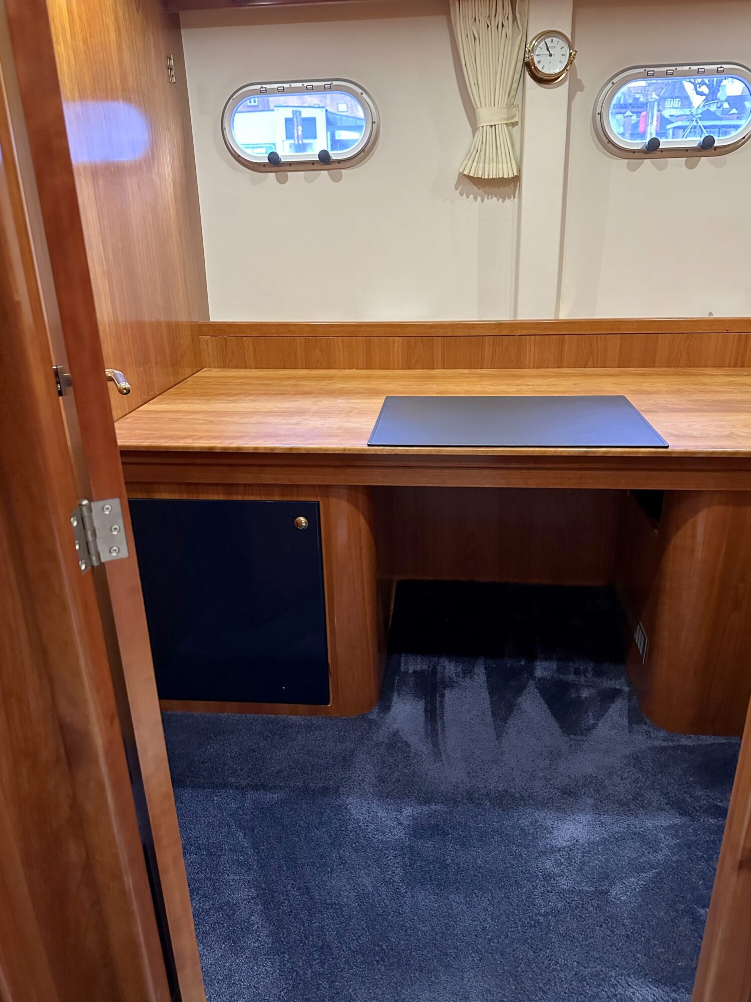 foto: 84 Van der Heijden Van der Heijden 17.00 Dynamic Deluxe VS