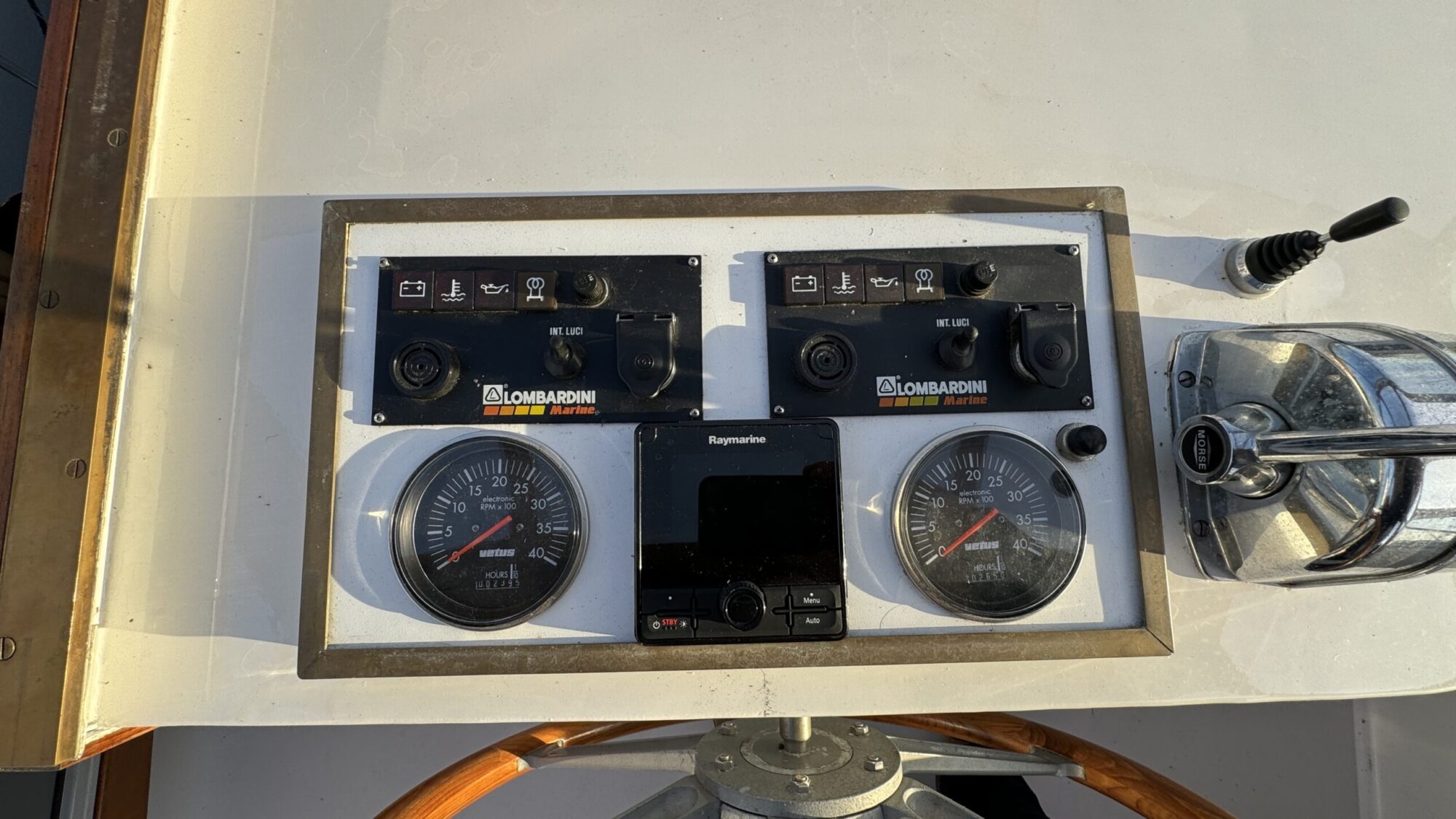 foto: 124 Flevo Flevo Spiegelkotter 12.50 AK Cabrio