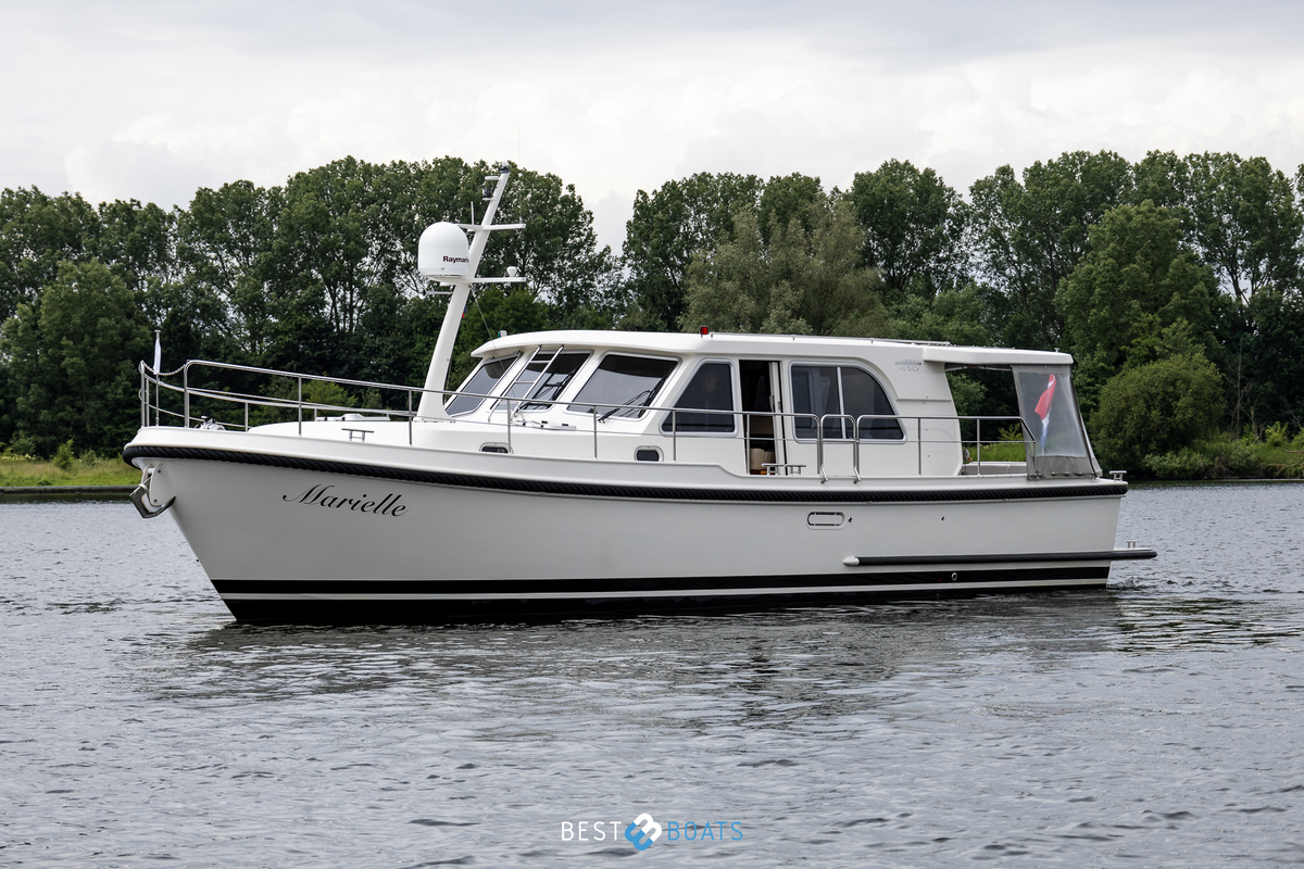 foto: 39 Linssen Grand Sturdy 410 Sedan