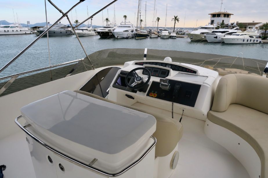 foto: 34 Princess 67