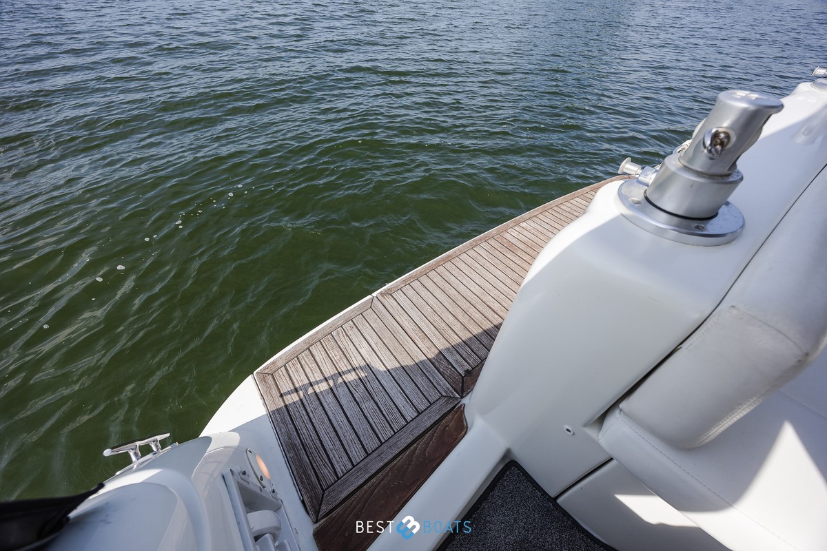 foto: 33 Sessa Marine Oyster 34