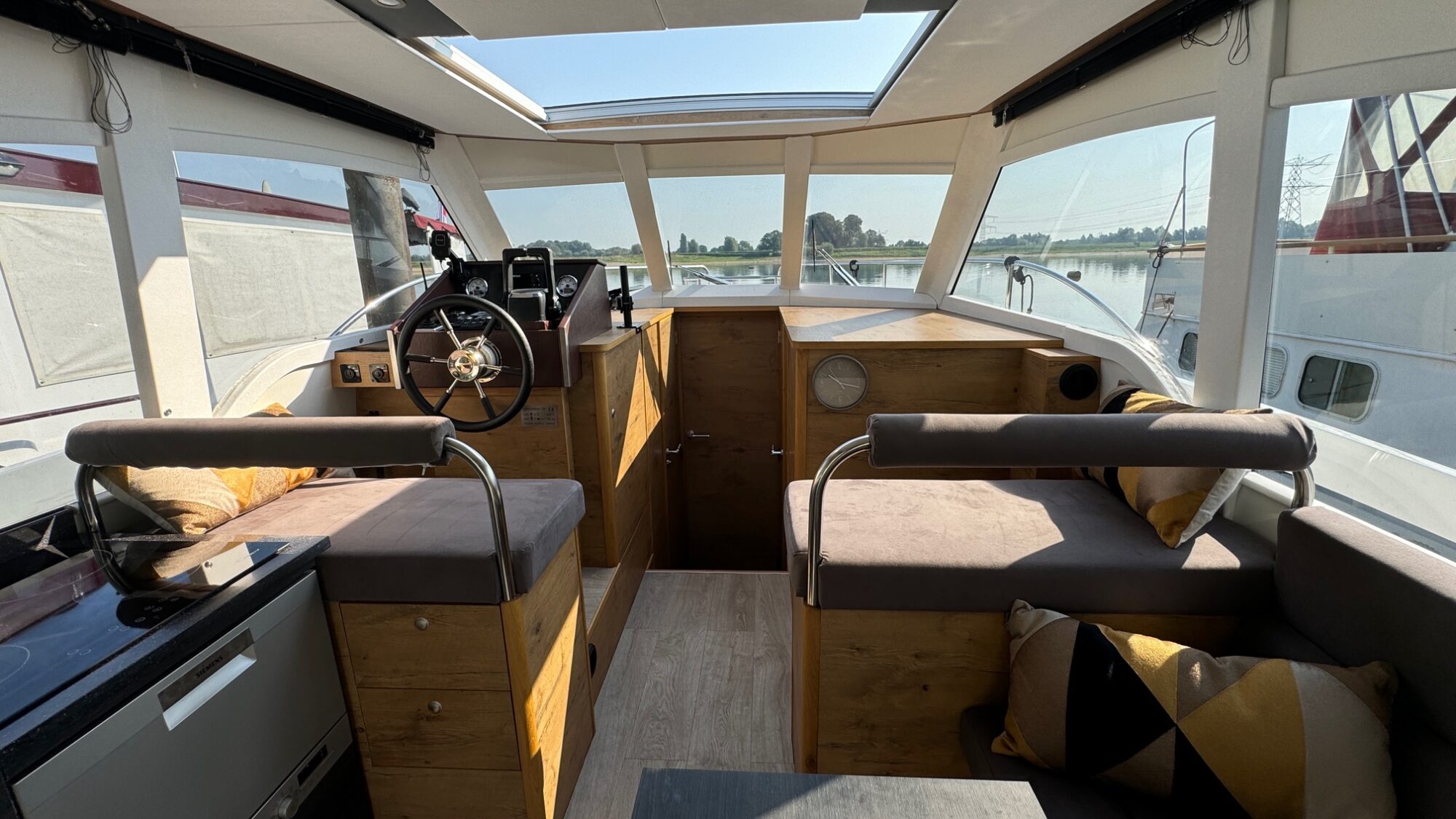 foto: 34 Concordia Concordia 110 Sedan Paviljoen