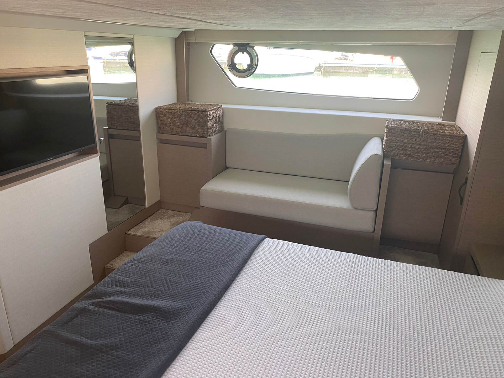 foto: 111 Prestige 460 flybridge #147