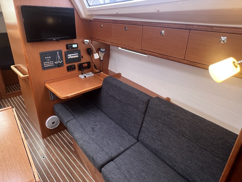 foto: 39 Bavaria Cruiser 37-3