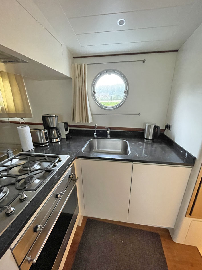 foto: 48 Piper Luxemotor 49L